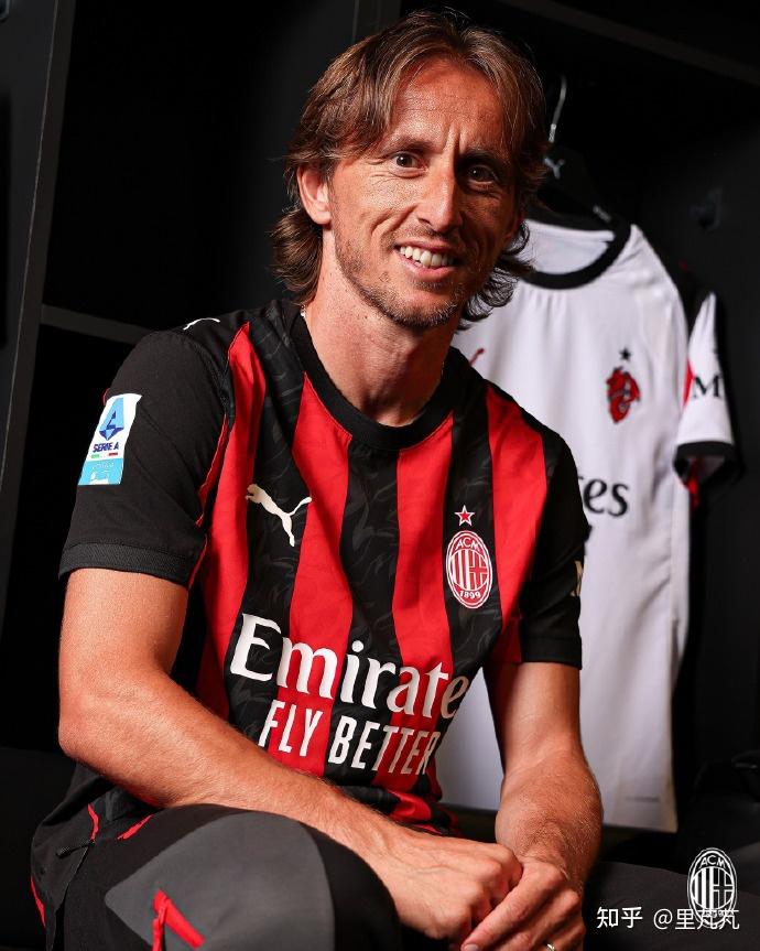 居莱尔国家队队友：他天赋很高，未来肯定会留在皇马