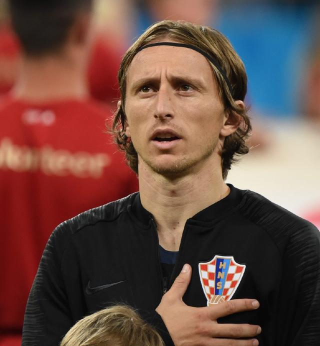 斯基拉：那不勒斯即将与奥利韦拉续约至2030年，年薪220万欧