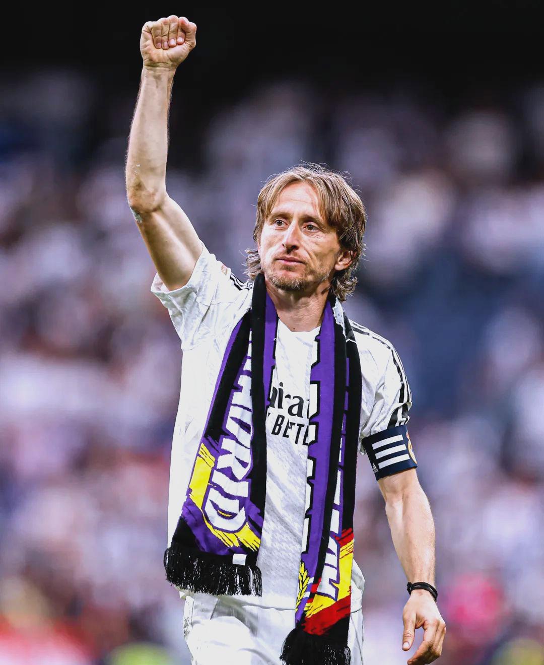 湖人91-107不敌马刺，东契奇38+10+10，文班亚马16+14